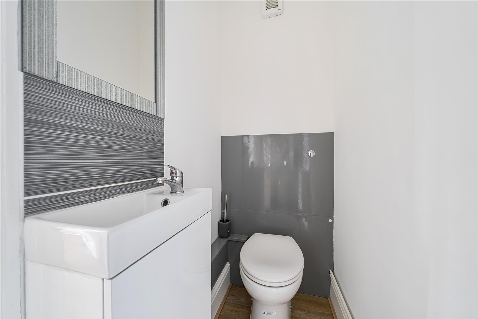 Swansea Road, Gorseinon, Swansea, SA4 4HE